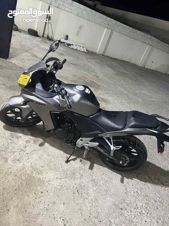 CBR 500 هوندا حالة وكاله ونظيف جدا جدا جدا