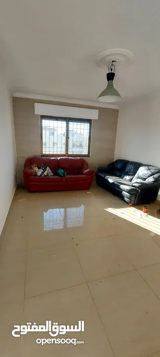 شقة مميزة جدا للبيع مع روف منطقة الجندويل بل قرب من الأحوال المدنية