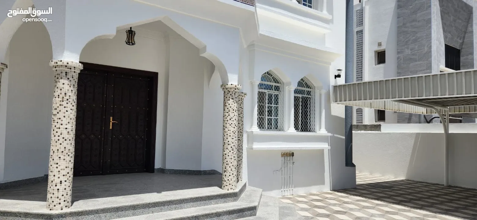 2Me11 clean 10 bhk villa for rent in ghoubra