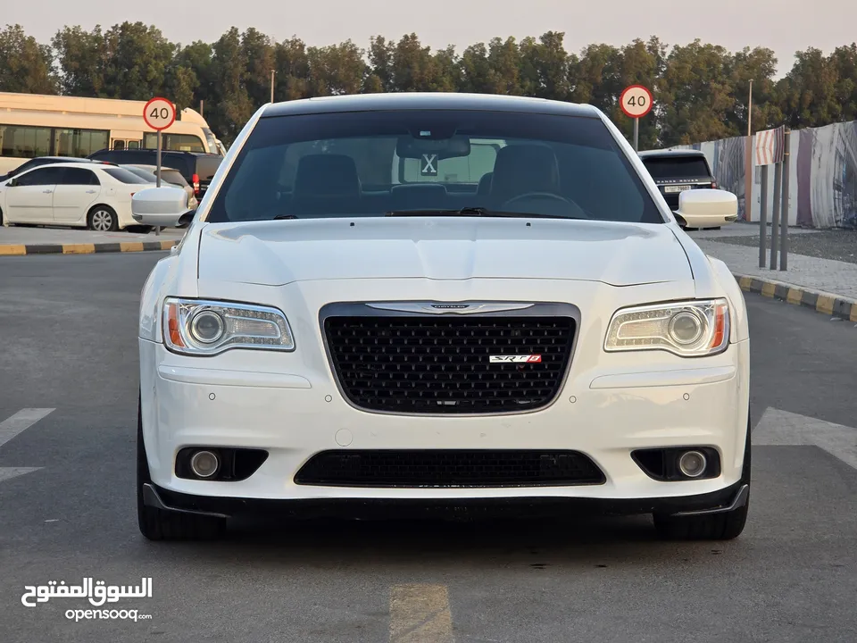 كلايسر 2015 خليجي SRT V8 صبغ الوكاله بحاله الوكاله جاهزه للتسجيل والاستخدام