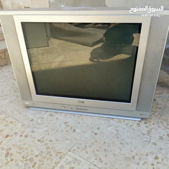 تلفزيون LG بحال الوكالة للبيع