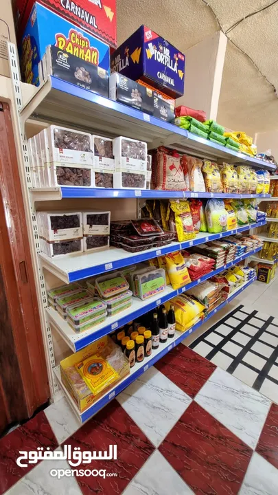 محل سوبر ماركت و عروض للبيع (خلو) في طبربور بابين مساحة 120متر 70 متر داخلي و 50 متر ساحة خارجية