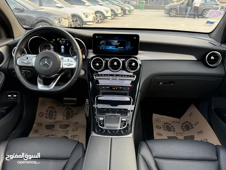 مارسيدس GLC 300E ترخيص 2022 محرك 2000 هايبرد  جير أوتوماتيك 333 حصان