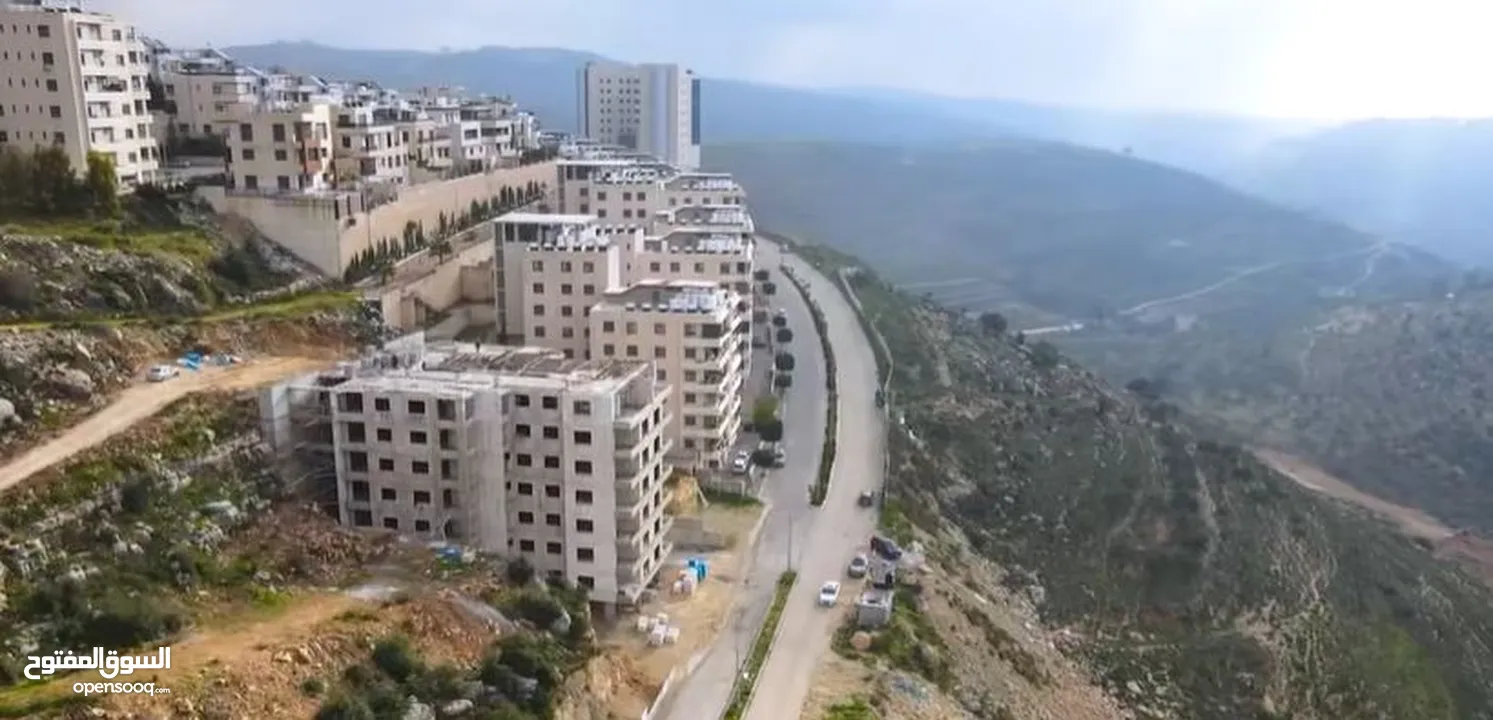 شقه 155 متر مربع - 3 غرف -عماره جديده - في ضاحيه الريحان