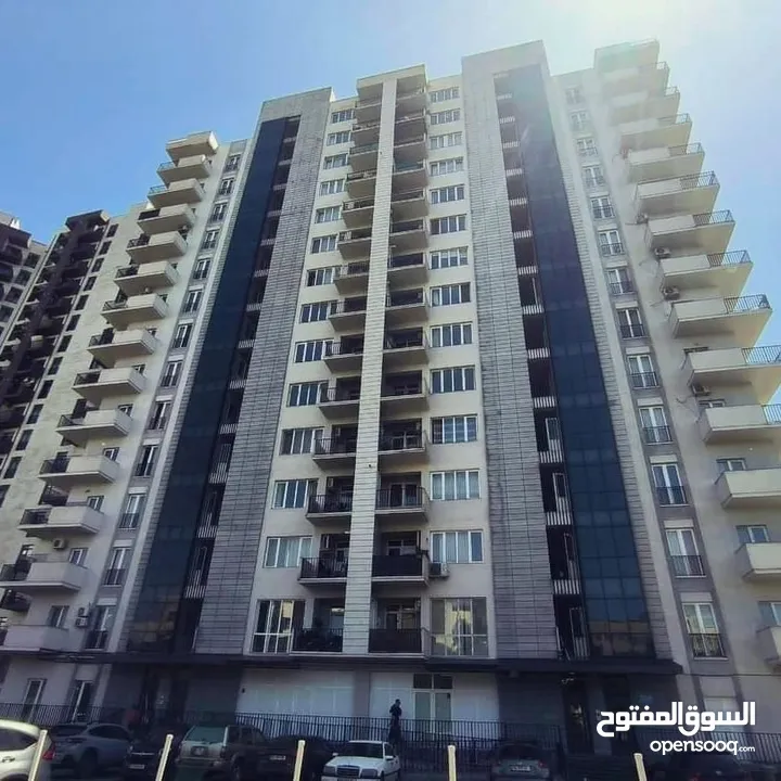 عرض رقم 17 شقة في منطقة ديدي ديغومي  شارع asmati street كم دقيقة عن الجود ويل الشقة غرفتين نوم وصالو