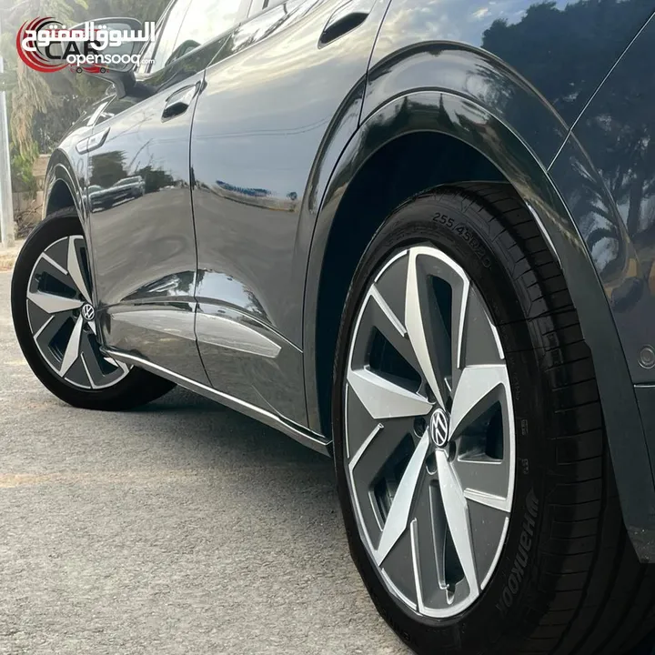 ‏Volkswagen ID4 Crozz Pro 2024 البيع كاش أو أقساط