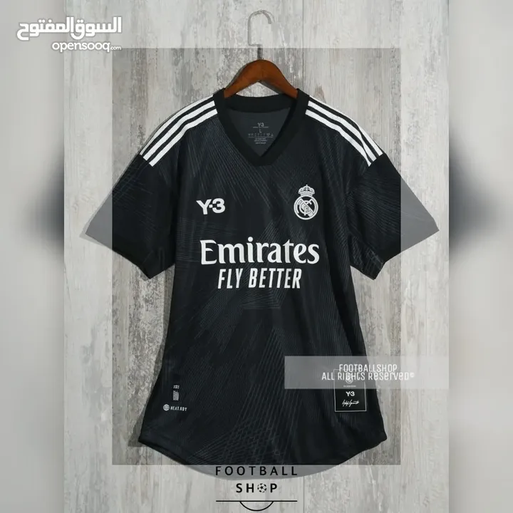 مجسمات ملاعب كرة قدم تيشرتات كرة قدم