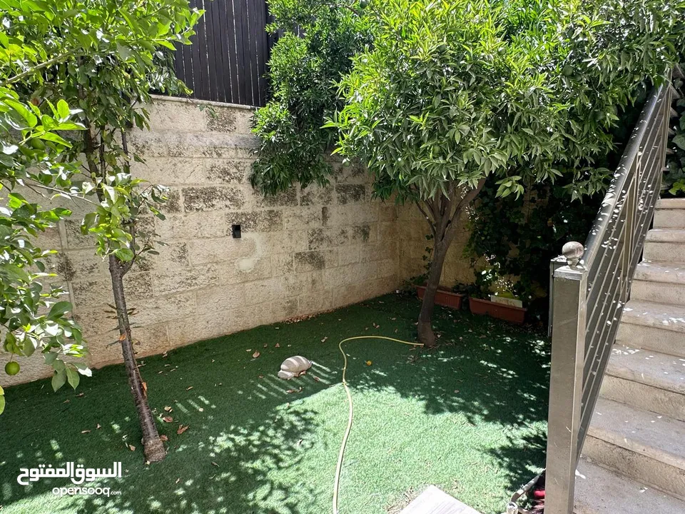 شقة شبه مفروشة للايجار في دير غبار ( Property 38492 ) سنوي فقط