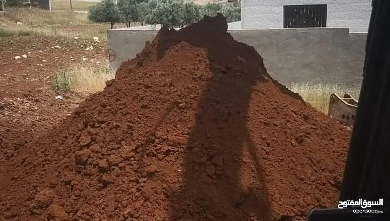 ابو يزن للتراب الأحمر وطوب والرمل وشيل طممم وعدسية ناعم اصويلح عندي وبلاط اسمنت