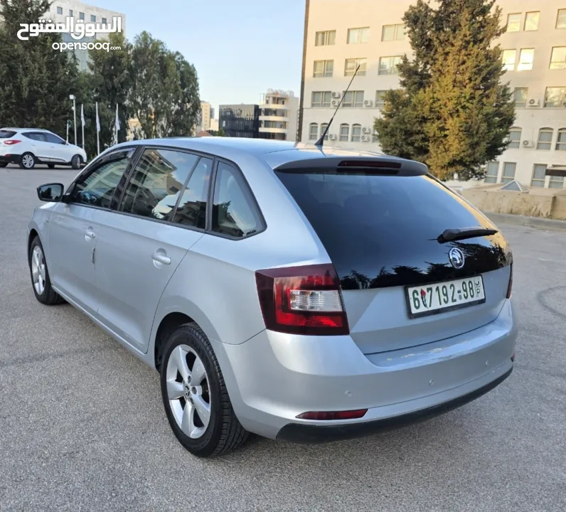 سكودا رابيد سبيس باك 2015