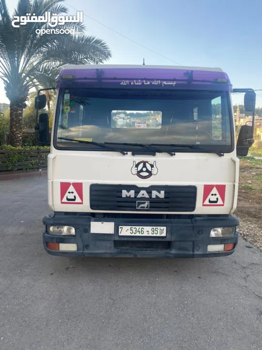 شحن خفيف 15 طن (Man)