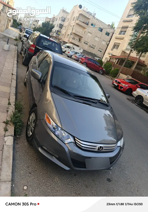 سياره هوندا انسايت موديل 2014 للبيع سياره نضيفه لا تحتاج اي نوع من أنواع الصيانه هايبرد قطاره بنزين