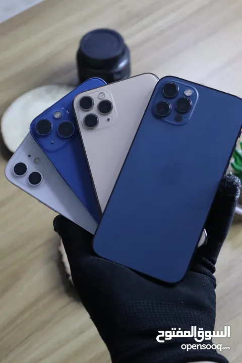 iPhone 11 Pro B:75% iPhone 12 B:92% iPhone 12 Pro B:77% iPhone 13 B:76%