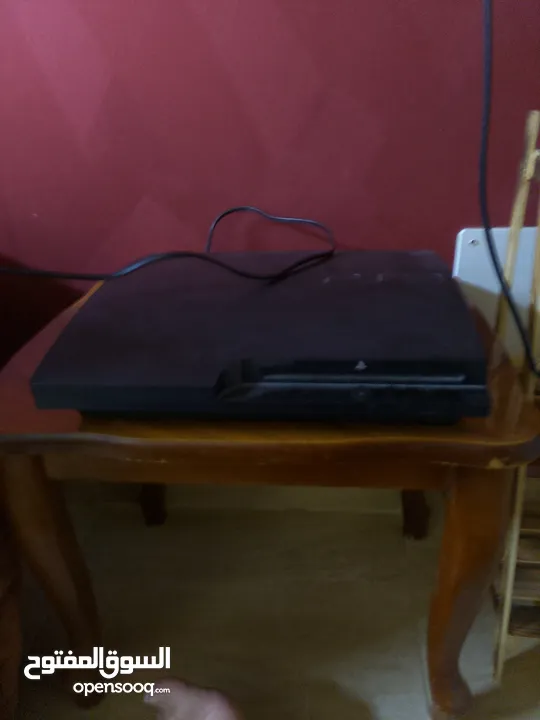 بلايستيشن ثري مستعمل ب حاله جيده عليه 43-44 لعبه منها gtav blur  وكثير العاب