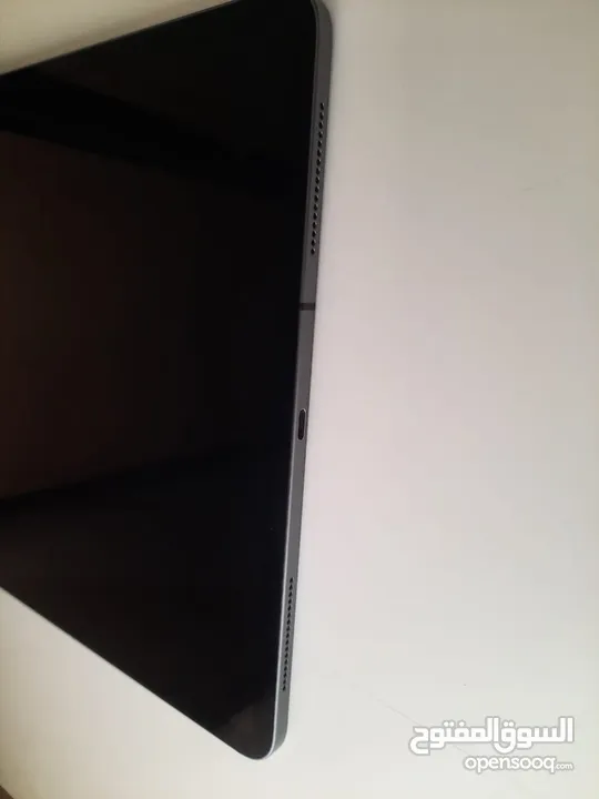 للبيع iPad pro  الجيل الرابع 2021 (12.9) إنش بدعم شريحه خط