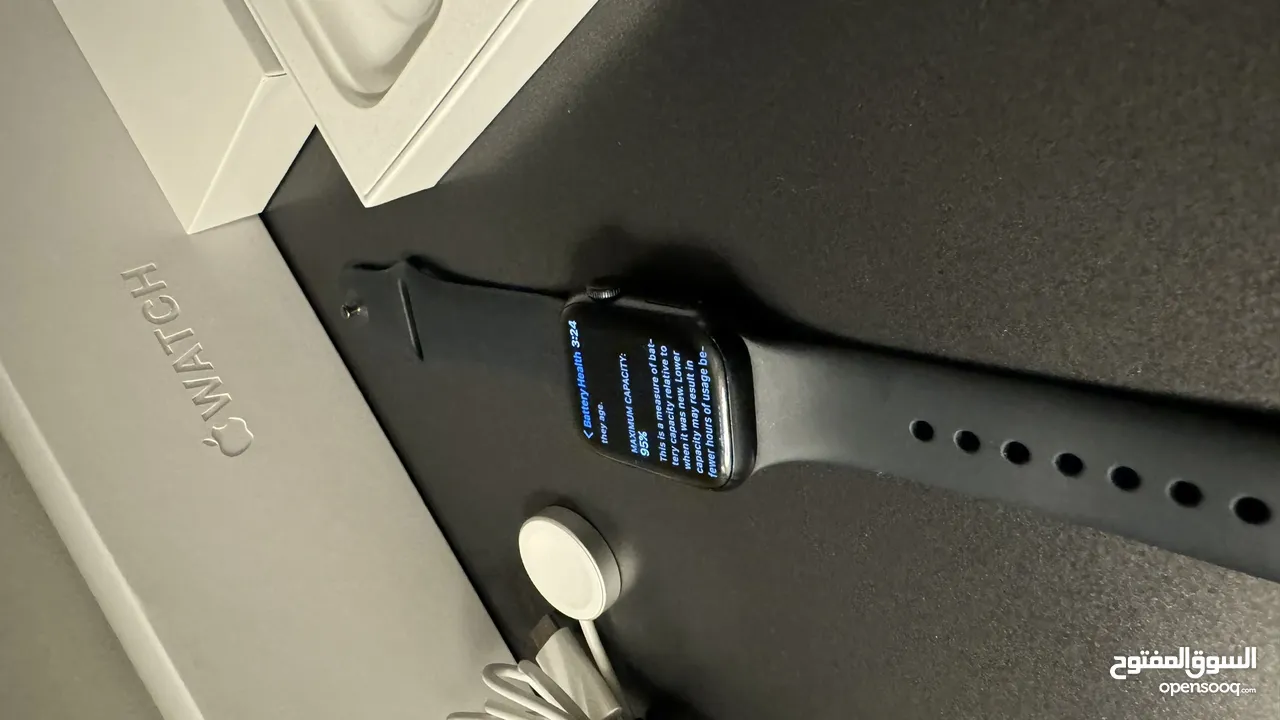 Apple watch (Series 7)41mm