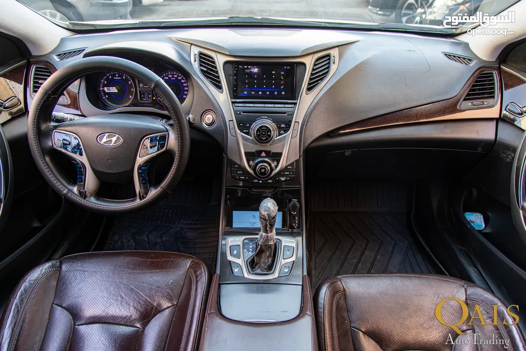 Hyundai Azera 2014 السيارة بحالة ممتازة جدا