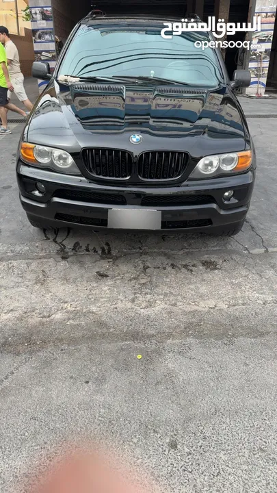 BMW X5 2001  محوله بالكامل إلى 2005