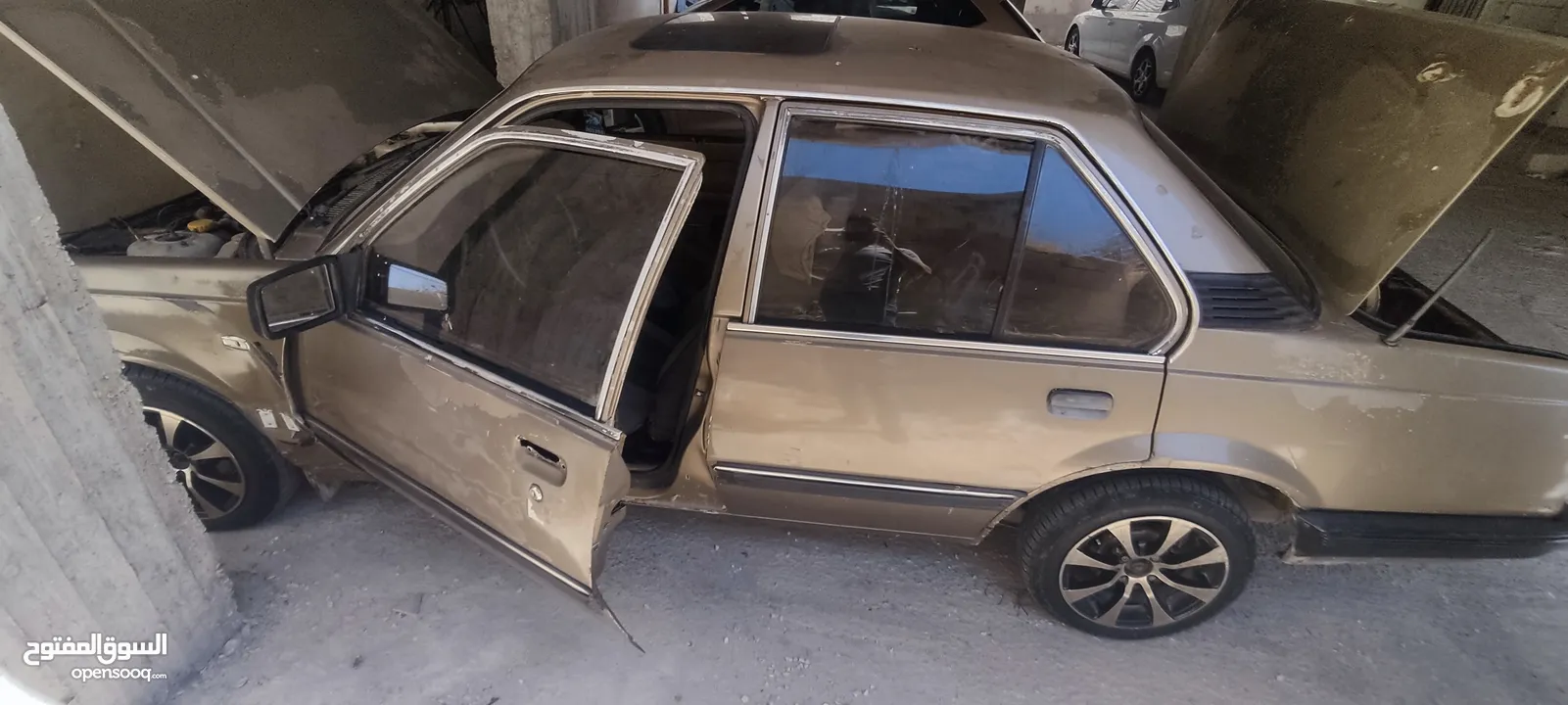 اوبل اسكونا 1983