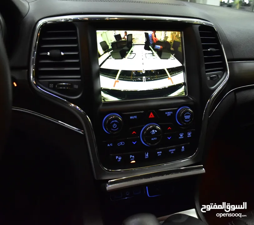 Jeep Grand Cherokee Overland 4x4 ( 2018 Model ) in Black Color GCC Specs