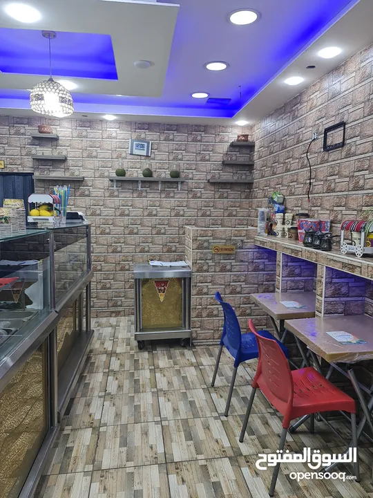 مطعم حمص وفول ووجبات للبيع
