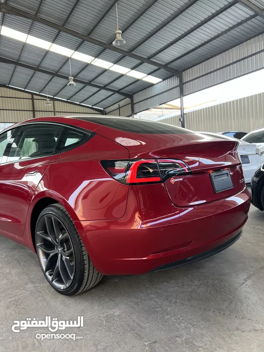 Tesla Performance Model 3 2020