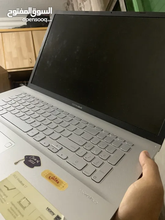 لابتب ASUS Vivo Book 17 بحاله ممتازه