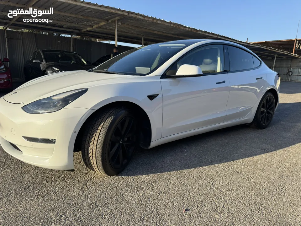 Tesla Model 3 Long Range Dual Motor ( Premium) 2021