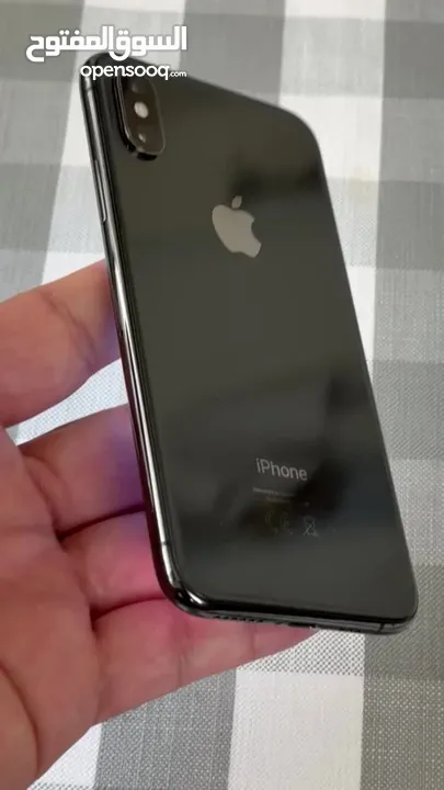 Iphone xs space gray 64GB used like new