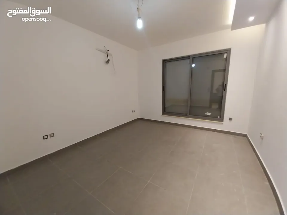 شقة غير مفروشة للبيع في دابوق ( Property ID : 38592 )