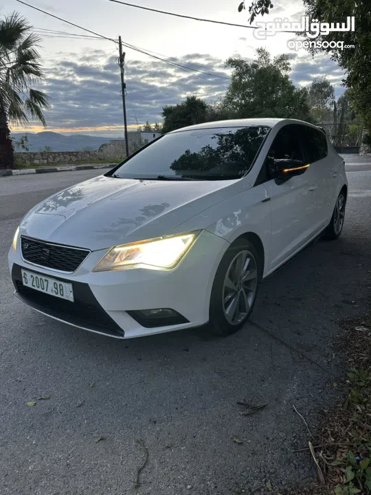 سيات ليون 2015 اوروبية الجيل الثالث 5F / مميزة جدا سبورت واقتصادية / جنين