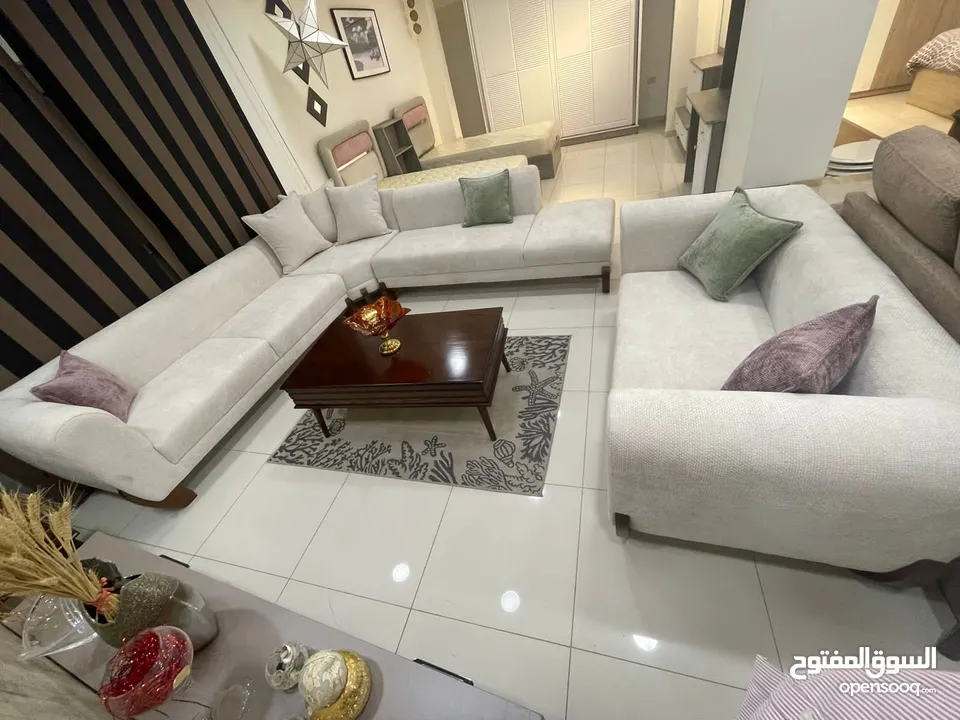منجرة الإخوة الحديثة تفصيل وتنجيد اجود انواع الخشب والأقمشة
