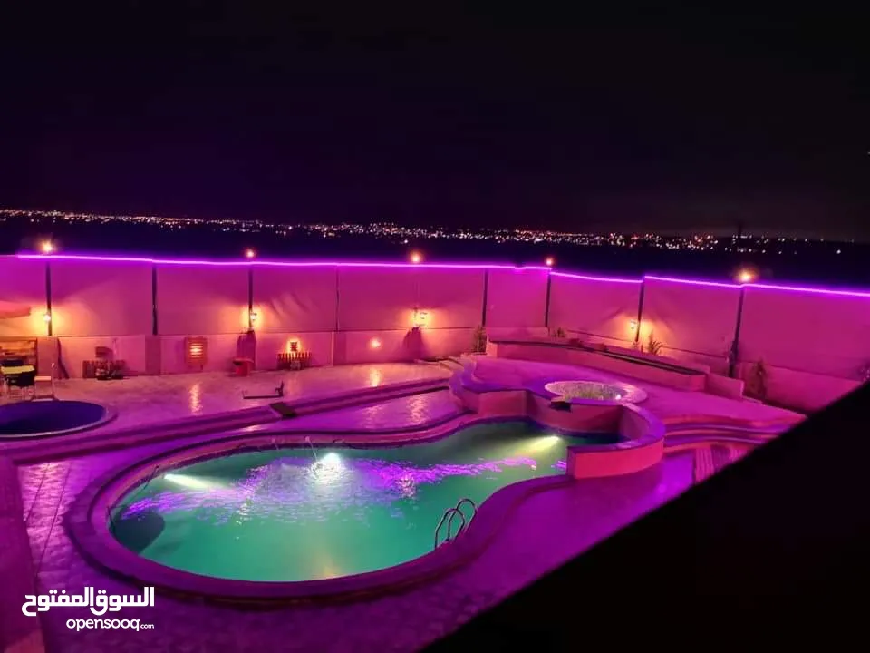 نقوم بتركيب جميع انواع المظلات والشوادر الشد والاشرعه والبراقولات واللكسان بسعر منافس جدا جدا