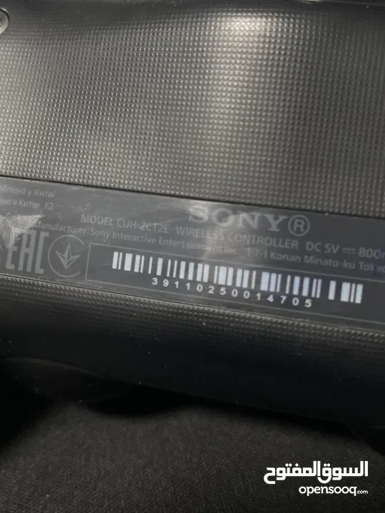 بلايستيشن 4 مستعمل شبه جديد حالة وكالة مع 3 ايادي سوني 4 اصلي حالة وكالة بلايستيشن مرتب كانه جديد