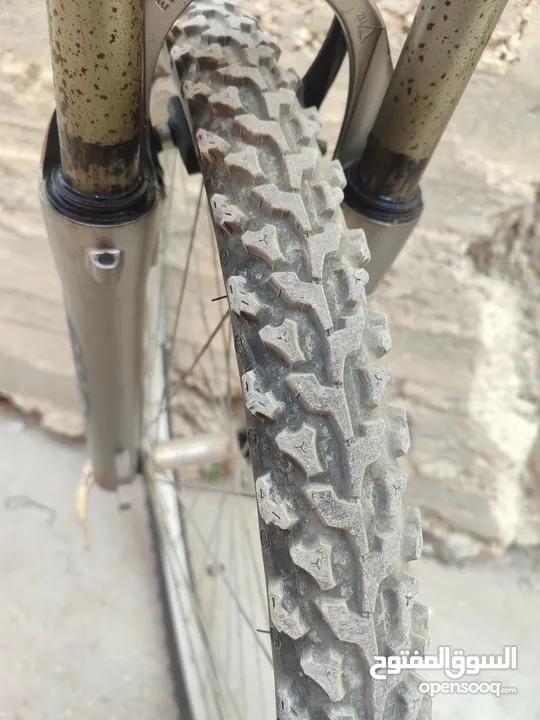 دراجات هوائيه بحالة ممتازه