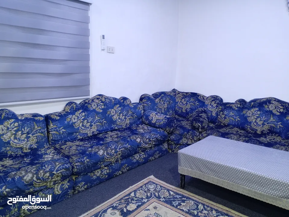 طقم كنب كورنار سعودي جلسه كامله للعائله كبير 8 قطع