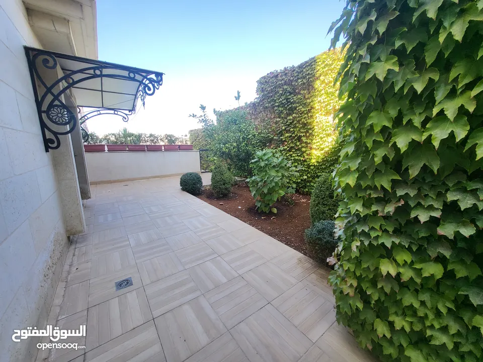 furnished apartment for rent in abdoon next to the Saudi Arabia embassy ground floor with three bedr