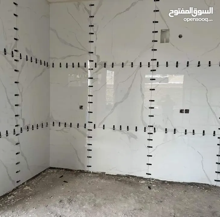 بليط وكافة اعمال البلاط والسيراميك والرخام وبديل الخشب وبديل الرخام والجرانيت وأعمال الصيانة