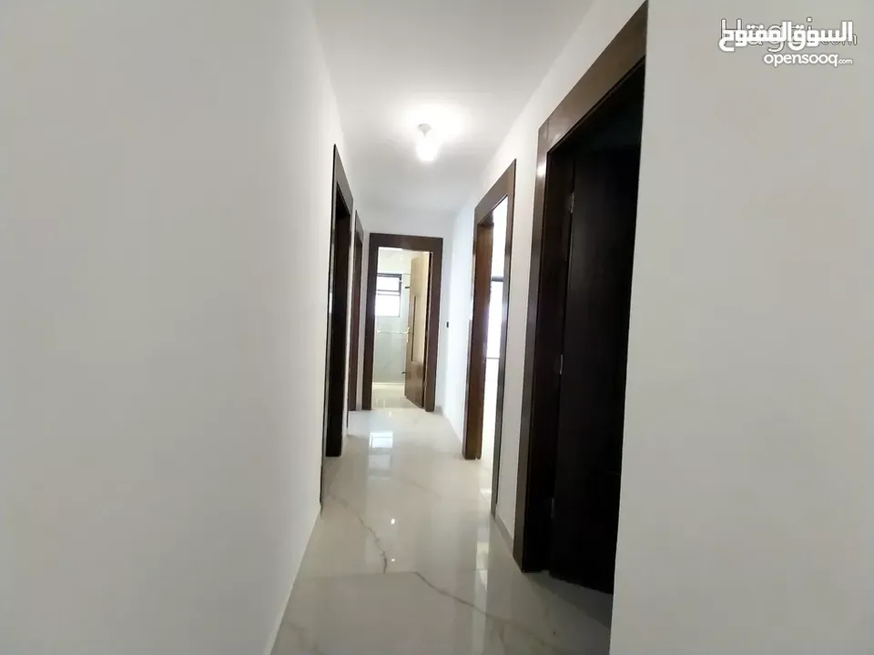 شقة للايجار في دير غبار  ( Property 33354 ) سنوي فقط