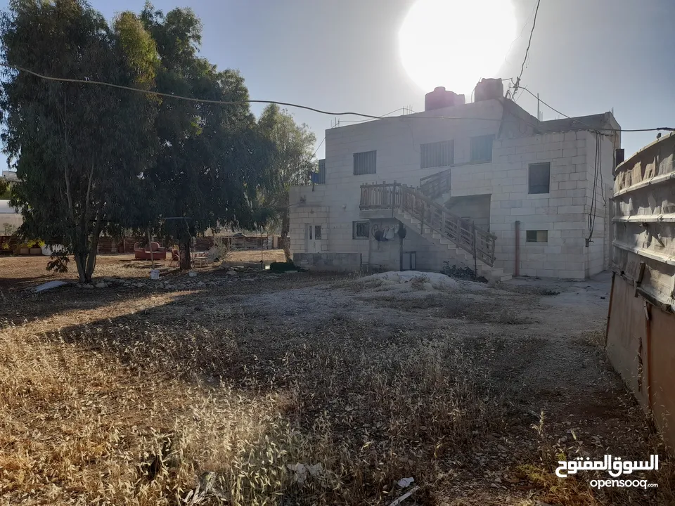 بيع منزل السيد سامي دبيس