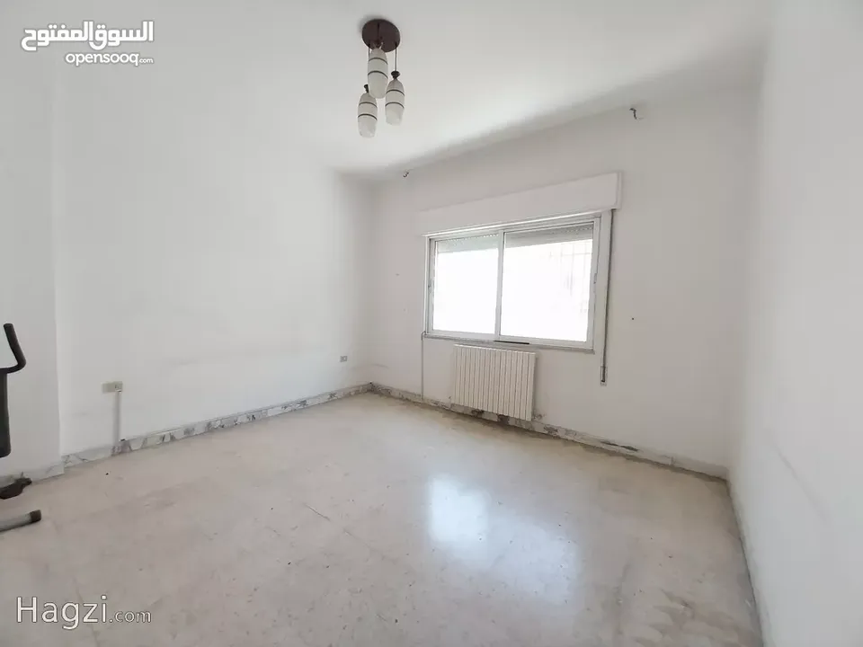 شقه للايجار منطقه الدوار الرابع ( Property 32672 ) سنوي فقط