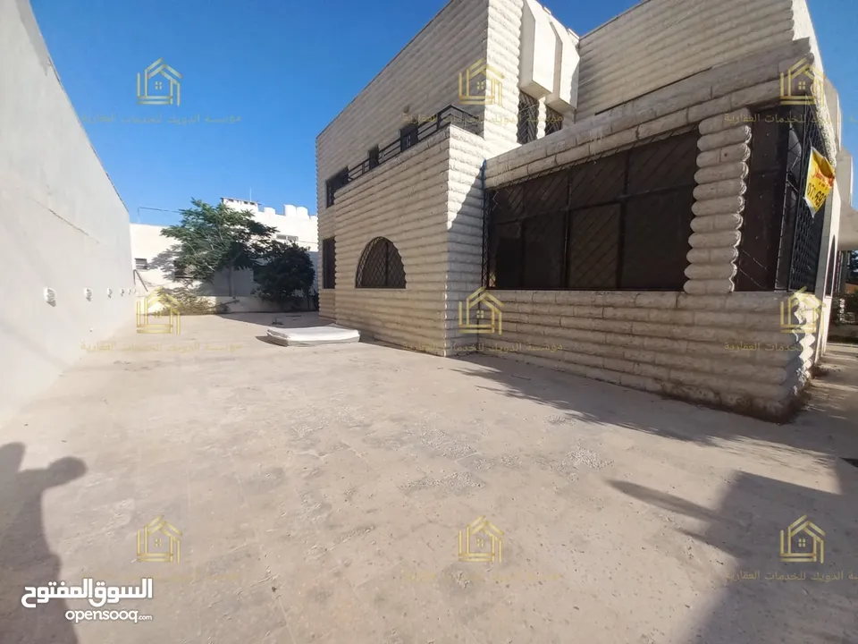 شقة ارضية من فيلا مع ترسات خلدا