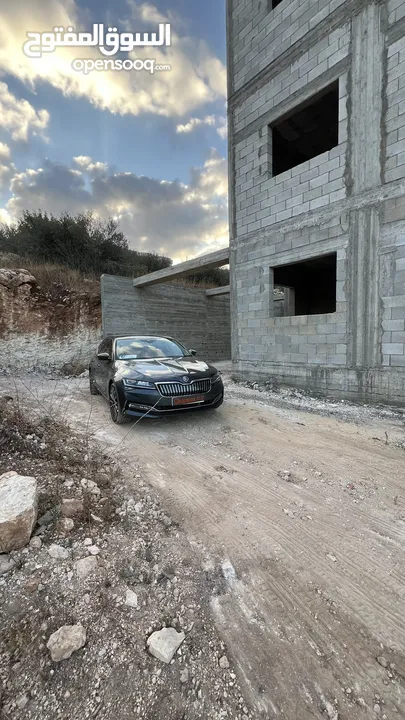 Skoda superb iv 2022 plug-in l&k