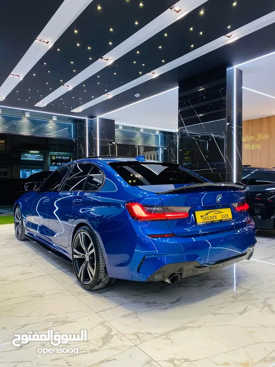 BMW - 330i   ///M Package  2020/2019  2000 256h