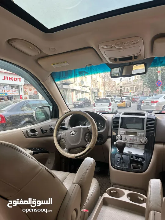 كيا كرنفال 2013