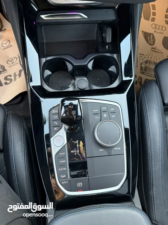 BMW x3 30e ترخيص 2022 ترخيص  محرك 2000 هايبرد plug in/يقطع على الشحنه 30 كيلو متر  293 حصان