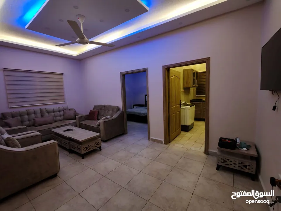 شقق مفروشه
