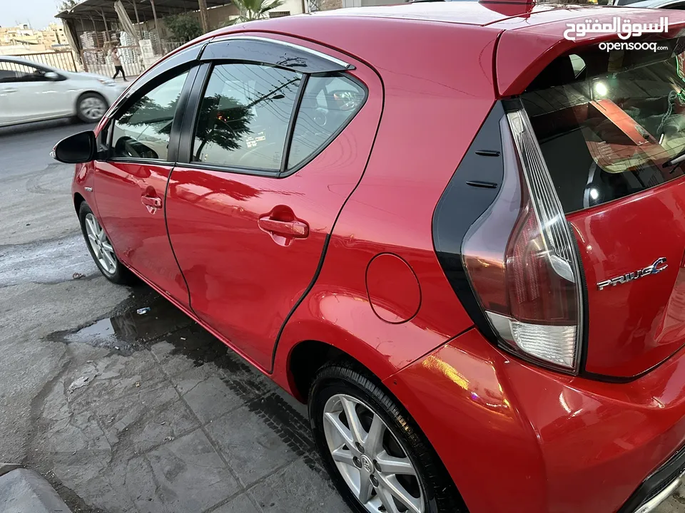 Toyota Prius C 2015