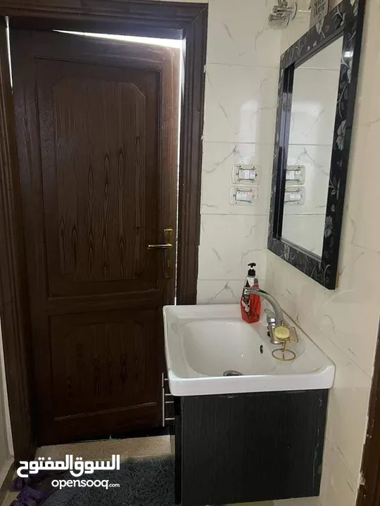 عماره في اسكان الامير طلال  التطوير الحضري اربع شقق للبيع