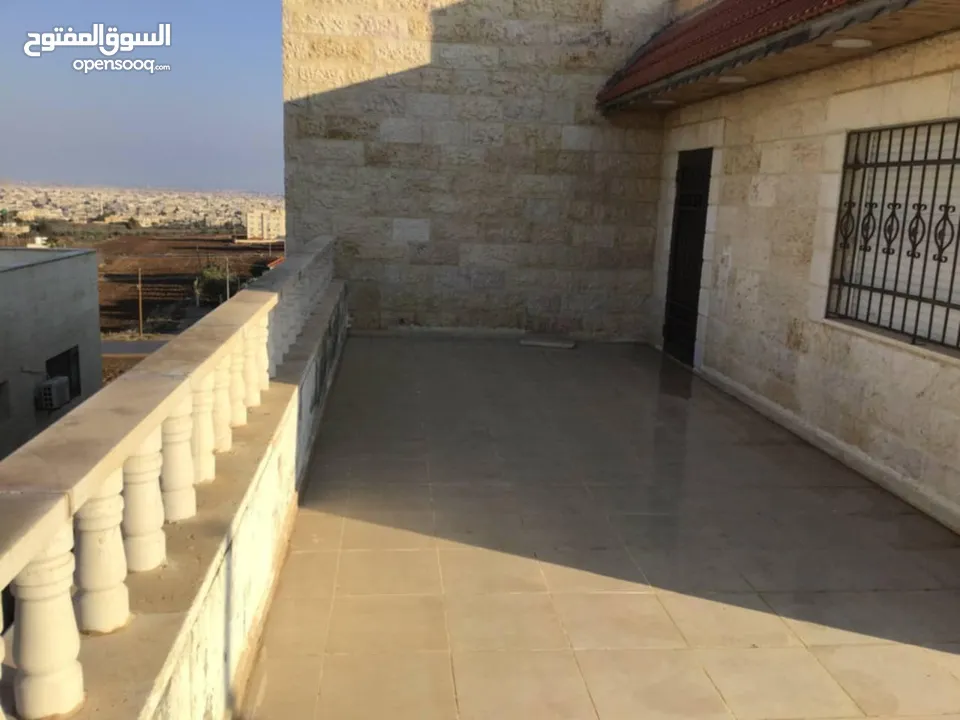 شقة لللبيع في الحصن